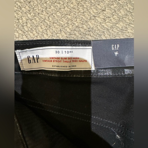 🌸Gap coated sky high slim jeans - Picture 5 of 9